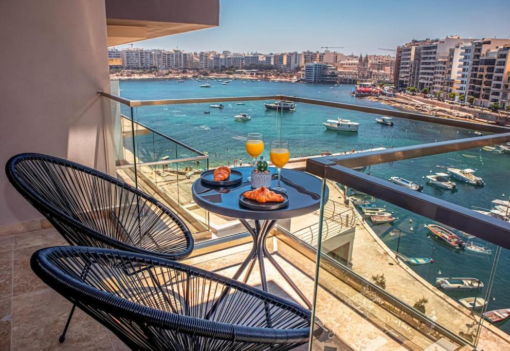 Stylish Seafront Spinola Apartment Saint Julian's Exterior photo