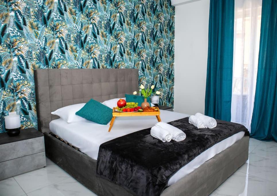 Stylish Seafront Spinola Apartment Saint Julian's Exterior photo